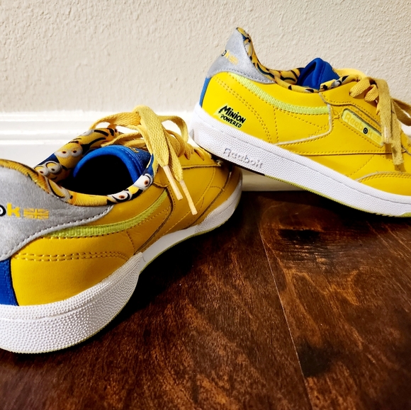 "USED" Reebok Unisex-Child Club C Sneaker - Picture 1 of 8